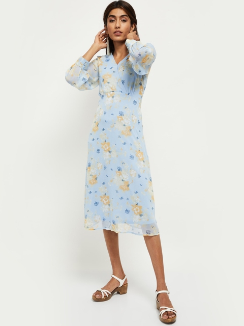 

max Women Blue Printed Wrap Dress