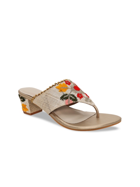 

Siendo Desi Women Beige & Red Woven Design Block Heels