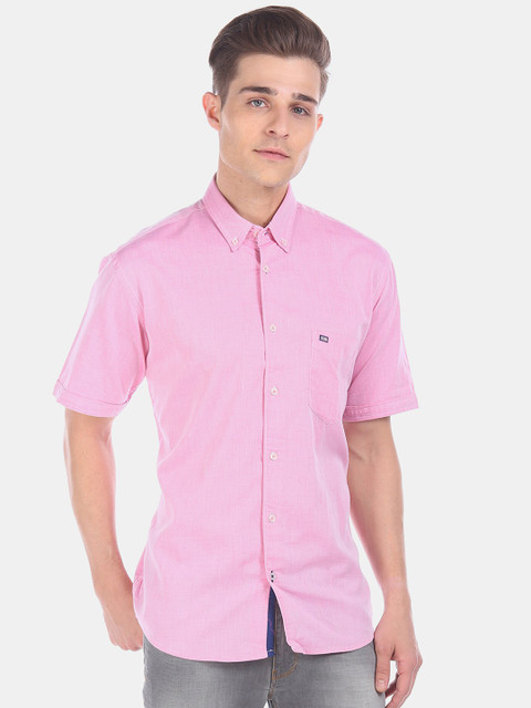 

Arrow Sport Men Pink Cotton Solid Casual Shirt