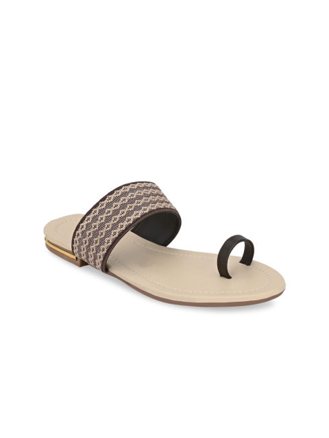 

Trendigo Women Grey Textured One Toe Flats