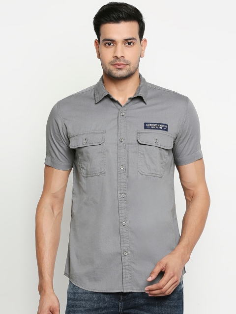 

Mufti Men Grey Slim Fit Solid Casual Shirt