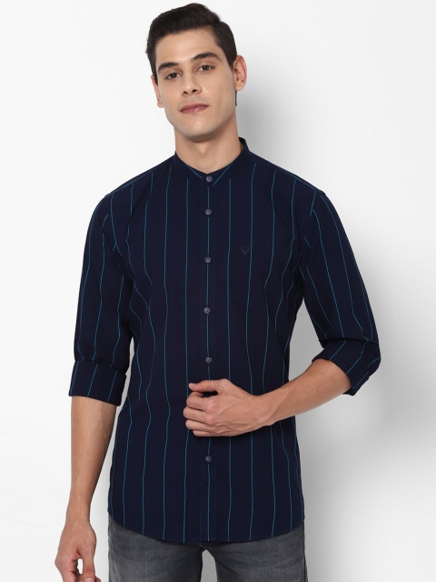 

Solly Jeans Co. Men Navy Pure Cotton Striped Casual Shirt, Navy blue