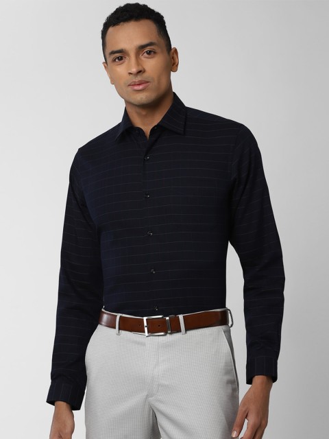 

Peter England Men Navy Blue Slim Fit Checked Formal Shirt
