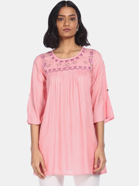 

Karigari Women Pink Floral Yoke Design Thread Work Floral Kurta