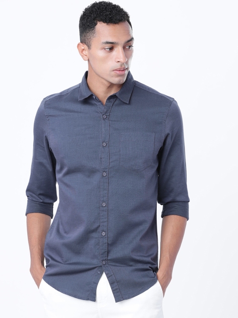 

HIGHLANDER Men Blue Cotton Slim Fit Solid Casual Shirt