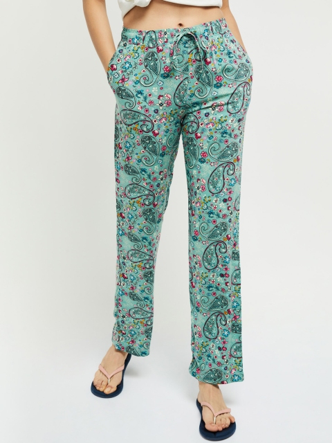 

Max Women Green Printed Lounge Pants