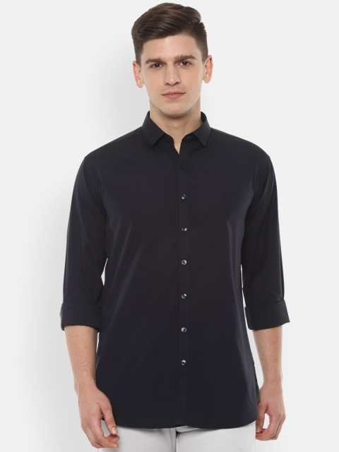 

V Dot Men Black Slim Fit Solid Casual Shirt