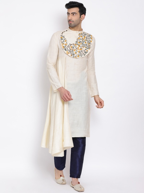 

DEVOILER Men Off White Embroidered Silk Kurta