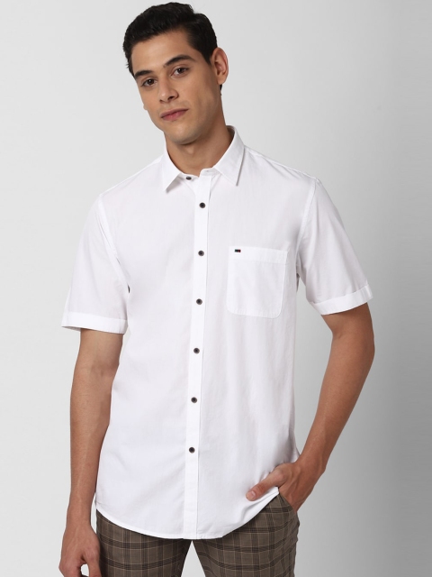 

Peter England Casuals Men White Slim Fit Solid Casual Shirt