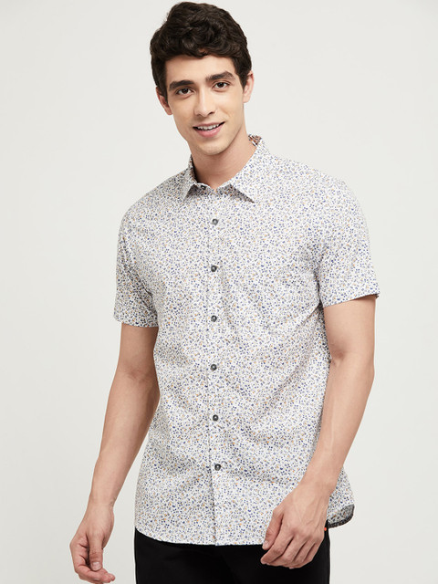 

max Men Off-White & Navy Blue Regular Fit Printed Casual Shirt