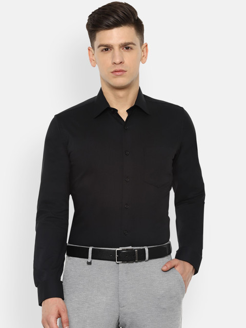

Van Heusen Men Black Slim Fit Solid Formal Shirt