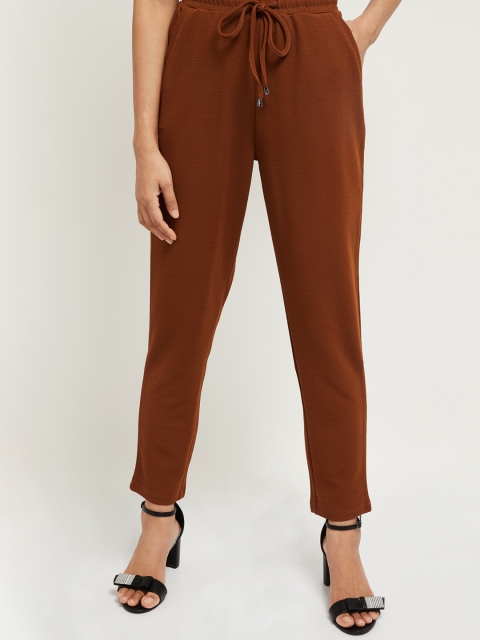 

max Women Rust Brown Regular Fit Solid Regular Trousers