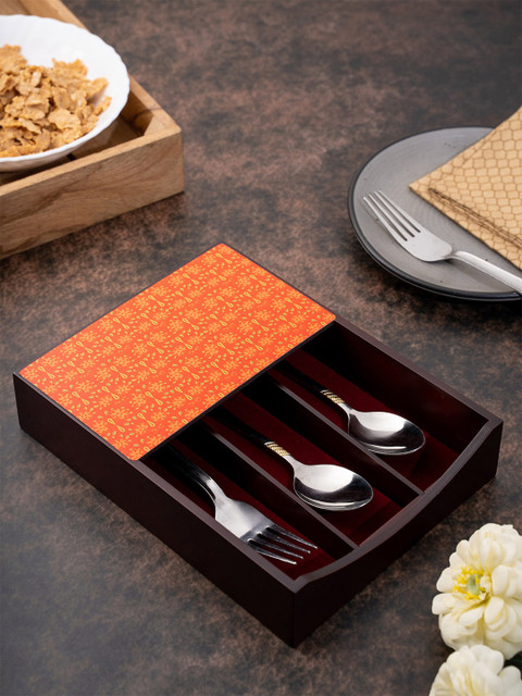 

KOLOROBIA Red & coffee Brown Babur Inspired Cutlery Holder