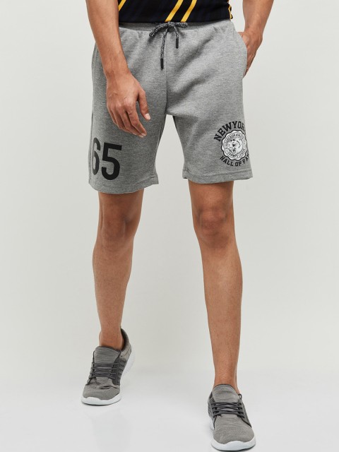 

max Men Grey Melange & Black Printed Regular Fit Regular Shorts