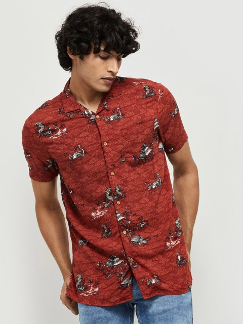

max Men Red & White Slim Fit Printed Casual Shirt