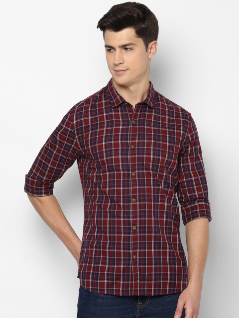 

Solly Jeans Co. Men Maroon Slim Fit Checked Casual Shirt