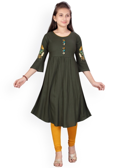 

Aarika Girls Olive Green & Yellow Solid Kurta with Leggings