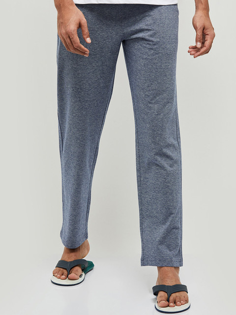 

max Men Blue Solid Lounge Pants