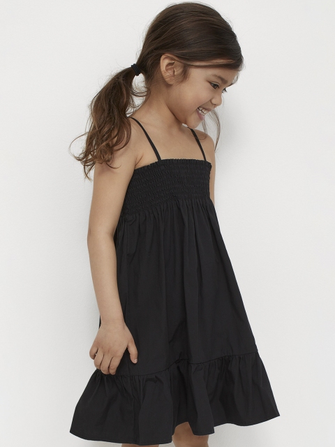 

H&M Girls Black Smocked Cotton Dress
