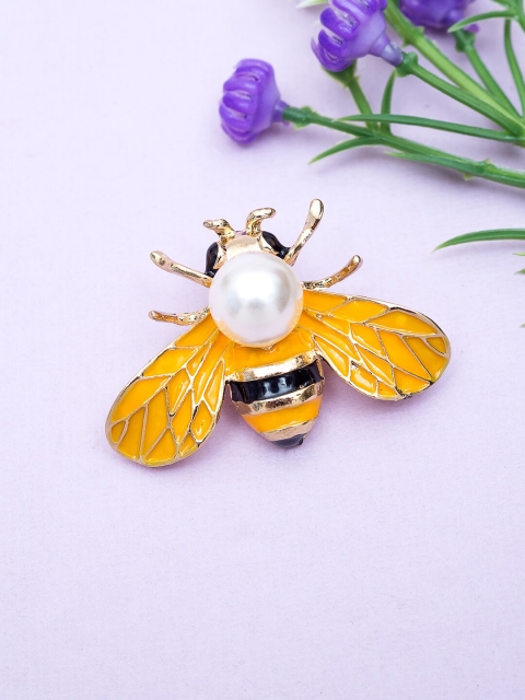 

Golden Peacock Unisex Yellow & White Honey Bee Enamelled Brooch