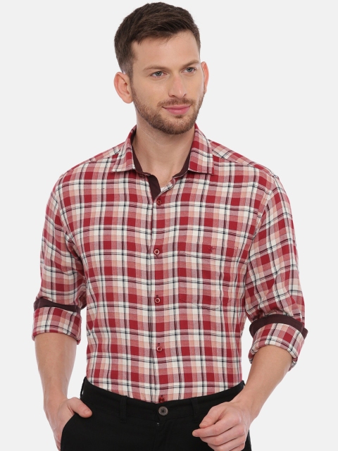 

CROYDON Men Red Regular Fit Checked Casual Shirt