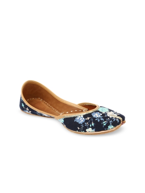 

Ta Chic Women Blue Printed Fabric Mojaris