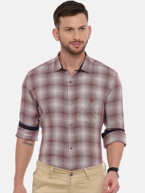 

CROYDON Men Maroon Regular Fit Checked Casual Shirt