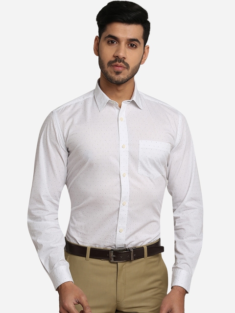 

Greenfibre Men White & Black Slim Fit Printed Cotton Casual Shirt