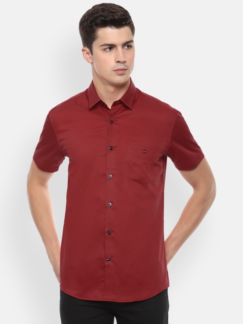 

Louis Philippe Sport Men Red Slim Fit Solid Casual Shirt
