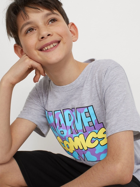 

H&M Boys Grey Printed T-shirt