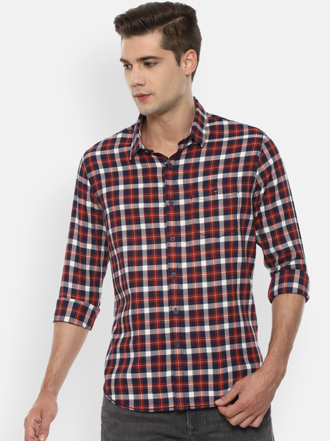 

Louis Philippe Sport Men Maroon Slim Fit Checked Casual Shirt
