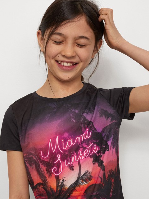 

H&M Black Girls Printed T-shirt