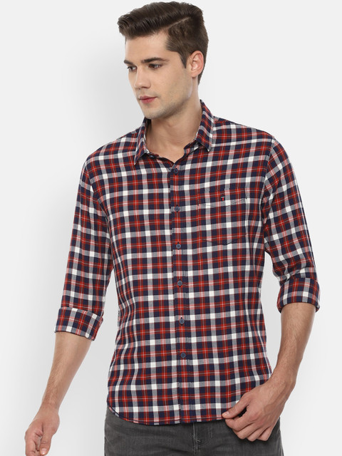 

Louis Philippe Sport Men Maroon Slim Fit Checked Casual Shirt