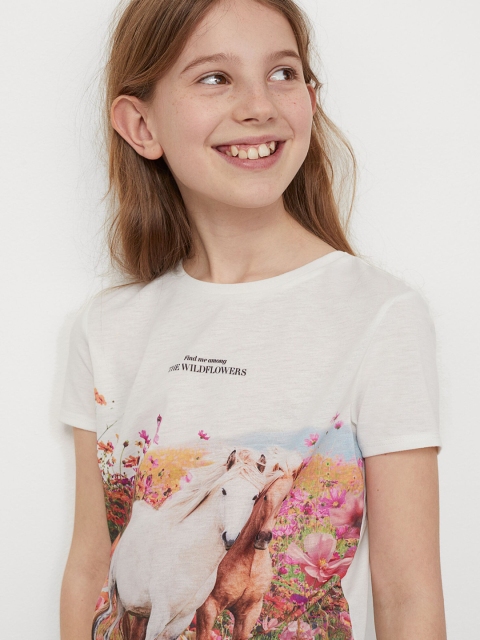 

H&M Girls Off White Printed T-shirt
