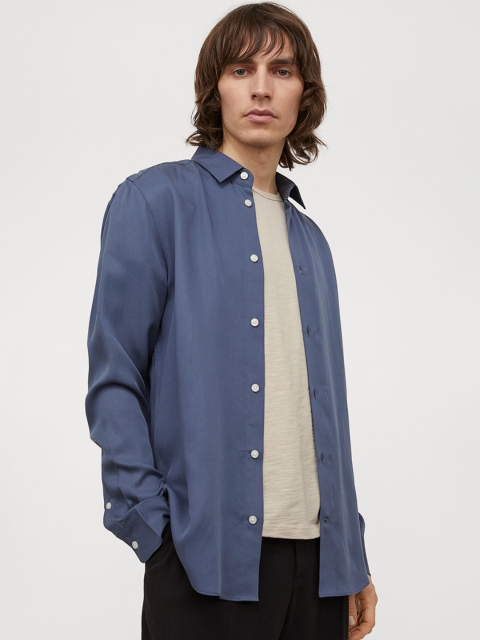 

H&M Men Blue Solid Regular Fit Lyocell Shirt