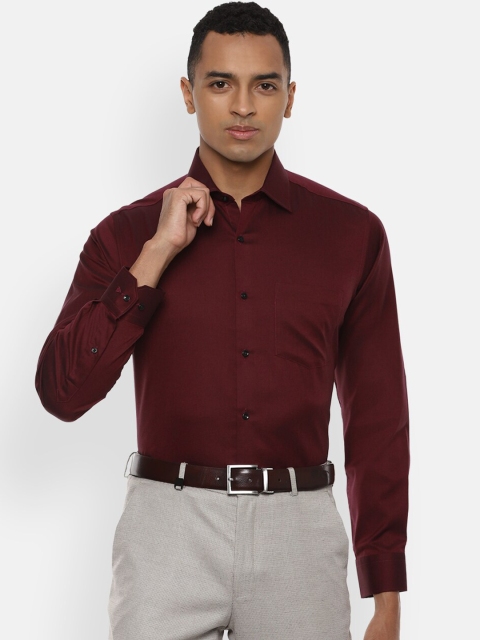 

Van Heusen Men Maroon Regular Fit Solid Formal Shirt
