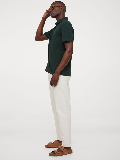 

H&M Men Green Solid Slim Fit Polo T-shirt