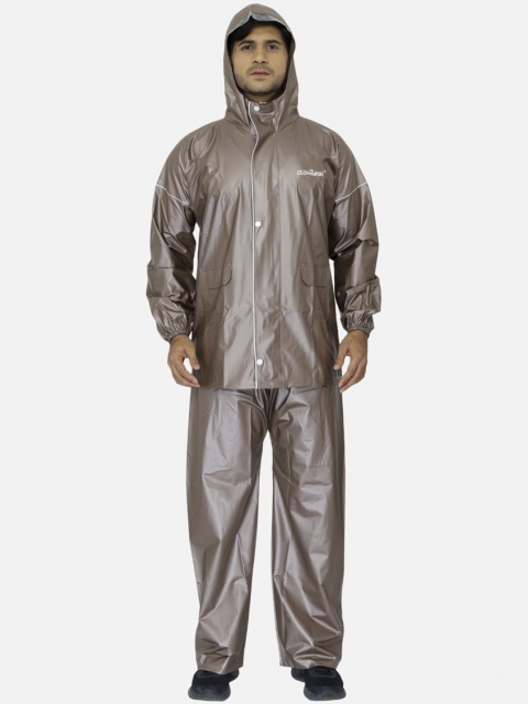 

THE CLOWNFISH Men Beige Solid Oceanic Hooded Rain Suit