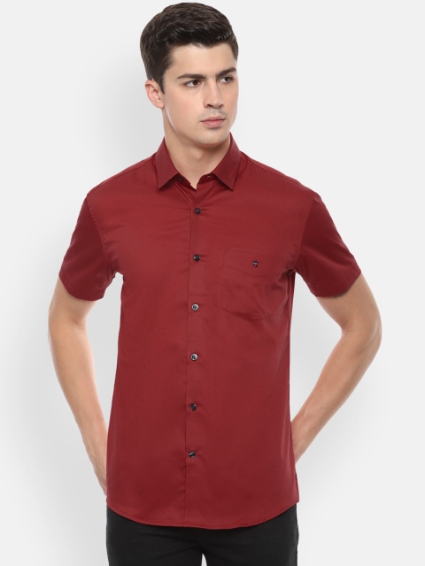 

Louis Philippe Sport Men Red Slim Fit Solid Casual Shirt