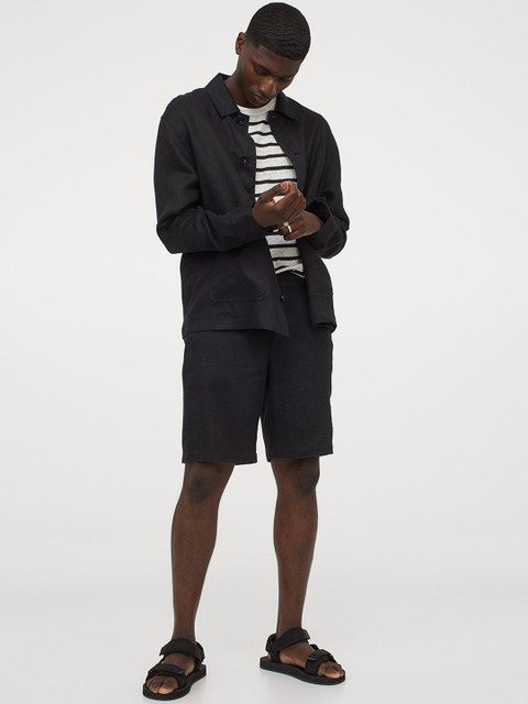 

H&M Men Black Solid Straight Fit Linen Shorts