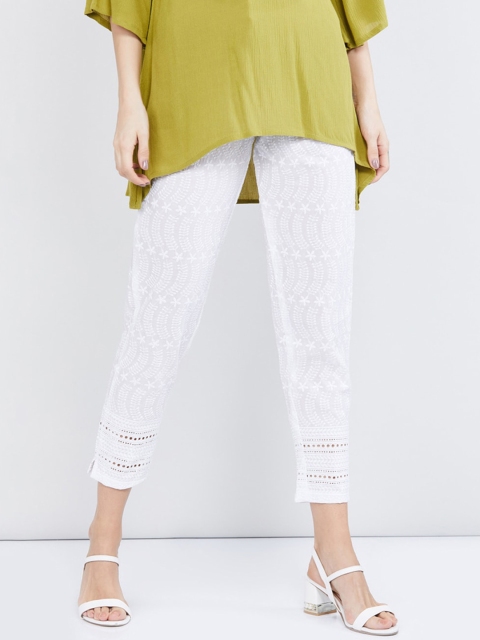 

max Women White Regular Fit Printed Regular Trousers