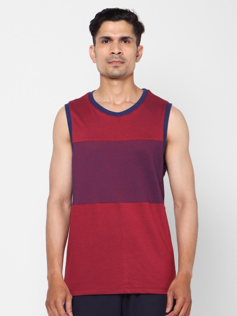 

Domyos By Decathlon Men Red Colourblocked Round Neck Gym Tank T-shirt