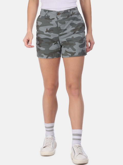 

GAP Women Green Camo Print Regular Fit Hot Pants