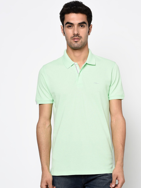 

Octave Men Green Solid Polo Collar T-shirt