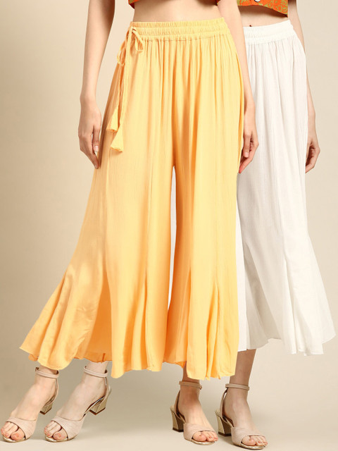 

TAG 7 Women White & Cream-Coloured Solid Flared Palazzos