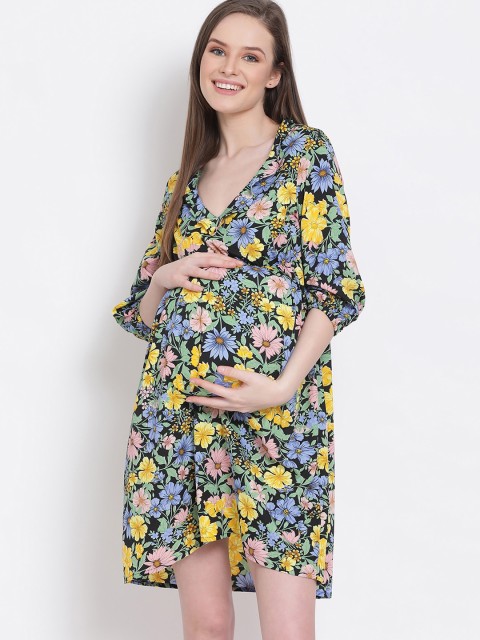 

Oxolloxo Women Black Printed Fit and Flare Dress