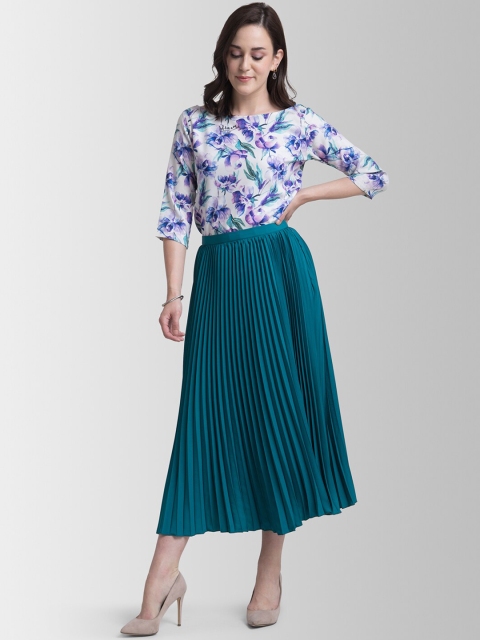

FableStreet Women Purple & Teal Blue Printed Top with Skirt