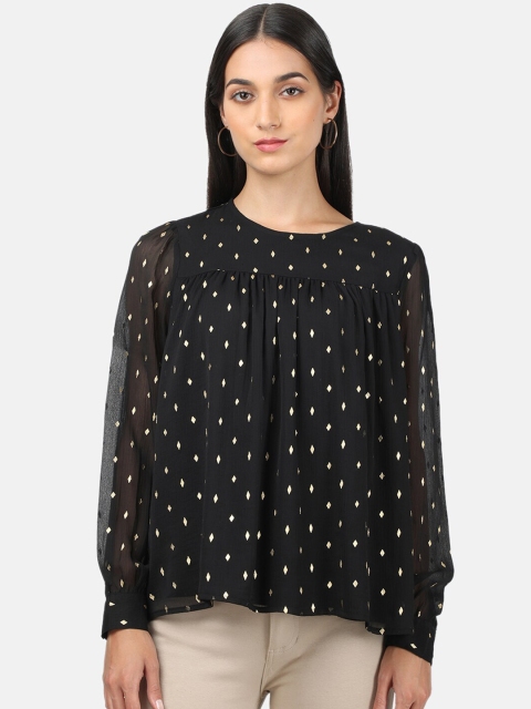 

Monte Carlo Black & White Geometric Printed A-Line Top