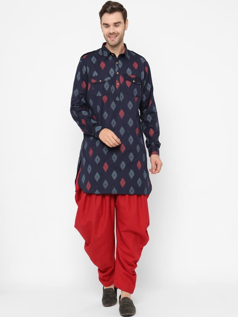 Chitwan Mohan Men Blue Printed Kurta with Patiala