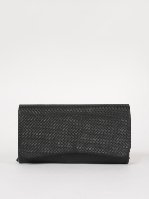 

CODE by Lifestyle Black Solid Clutch